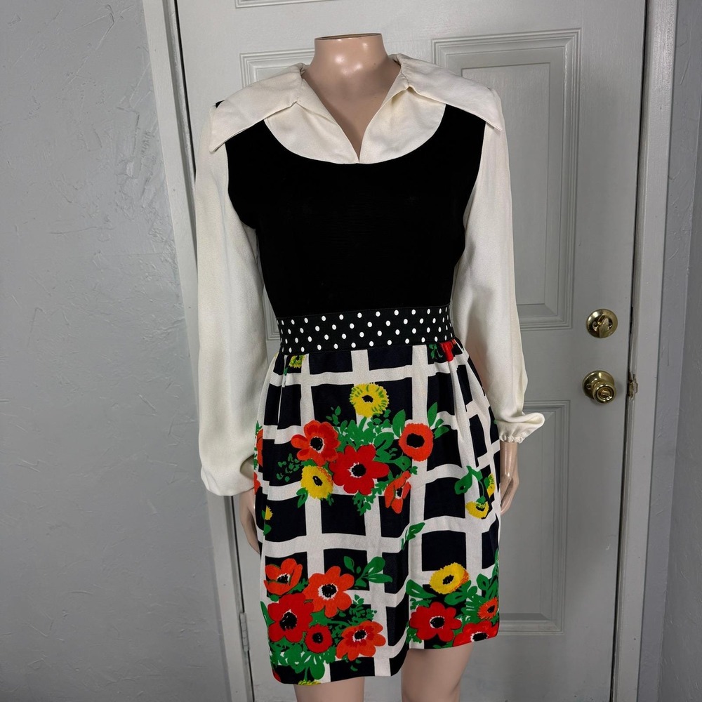 Vintage 70s Women's Dress Polyester Knit Floral Retro Long Sleeve Mini I3-29